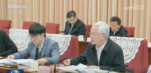 線上賭場：DeepSeek爆火網友熱議廣東AI三傑 引發了廣泛贊譽