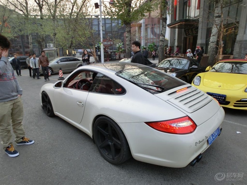 {賭馬}(北京跑车俱乐部聚会视频大全)