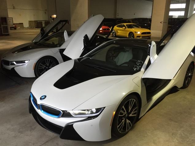 包含宝马i8落地价大概多少的词条