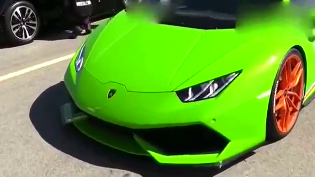 {線上賭場}(兰博基尼跑车和布加迪跑车比赛)